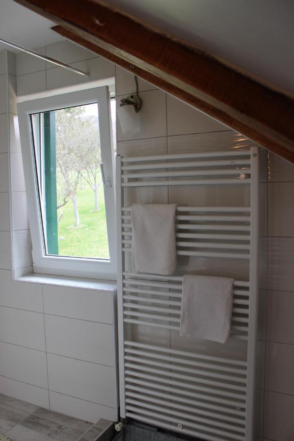 Apartment Ajda Udbina ภายนอก รูปภาพ