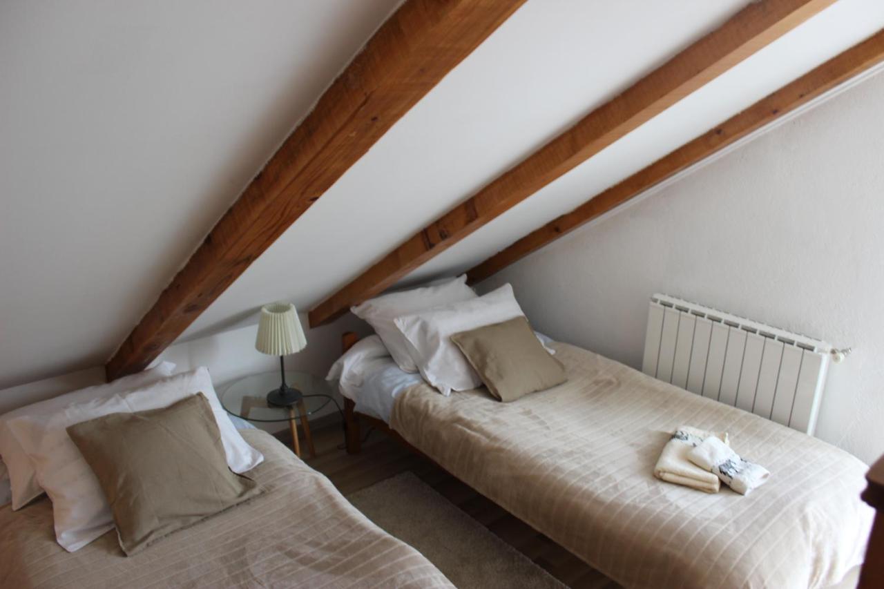Apartment Ajda Udbina ภายนอก รูปภาพ